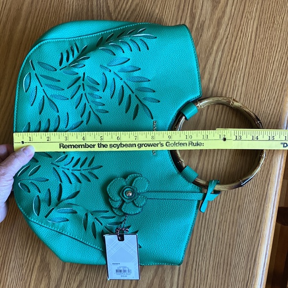 Bamboo Tote Handbag in a Pretty Shade of Green - Picture 10 of 13